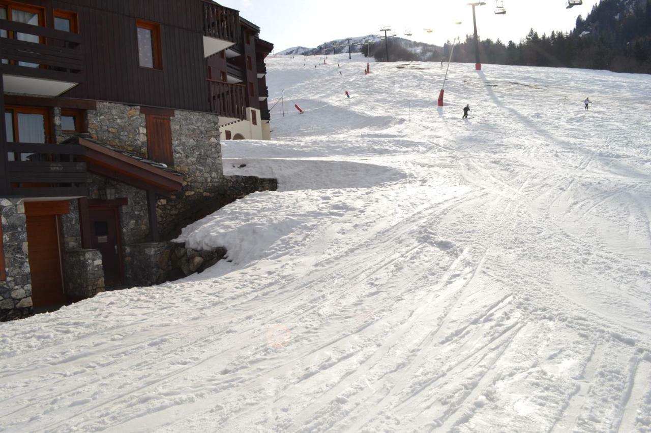 Valmorel Studio Skis Aux Pieds Bagian luar foto