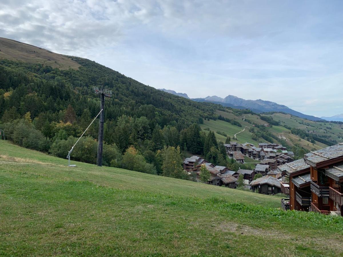 Valmorel Studio Skis Aux Pieds Bagian luar foto
